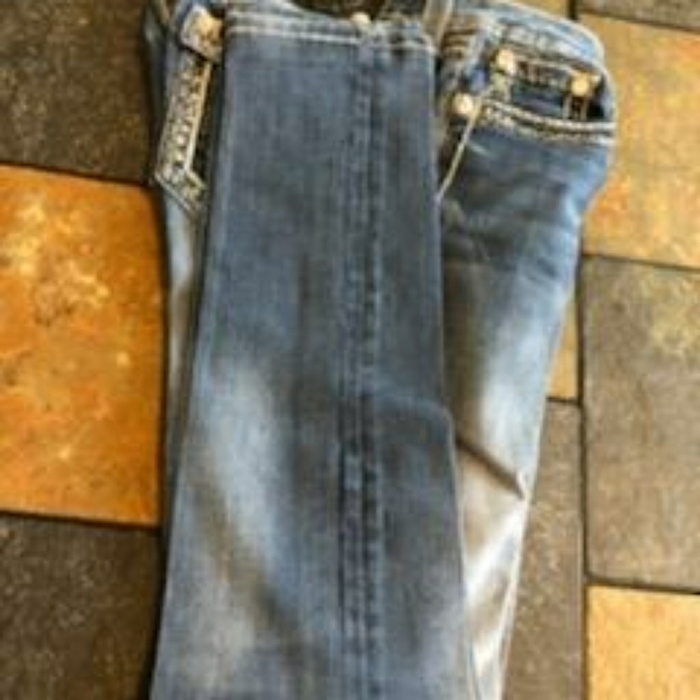 Jeans - Picture 3 of 3